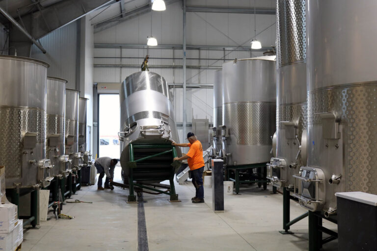 Industrial Applications of Caluanie Chemical in Manufacturing and Processing Industries